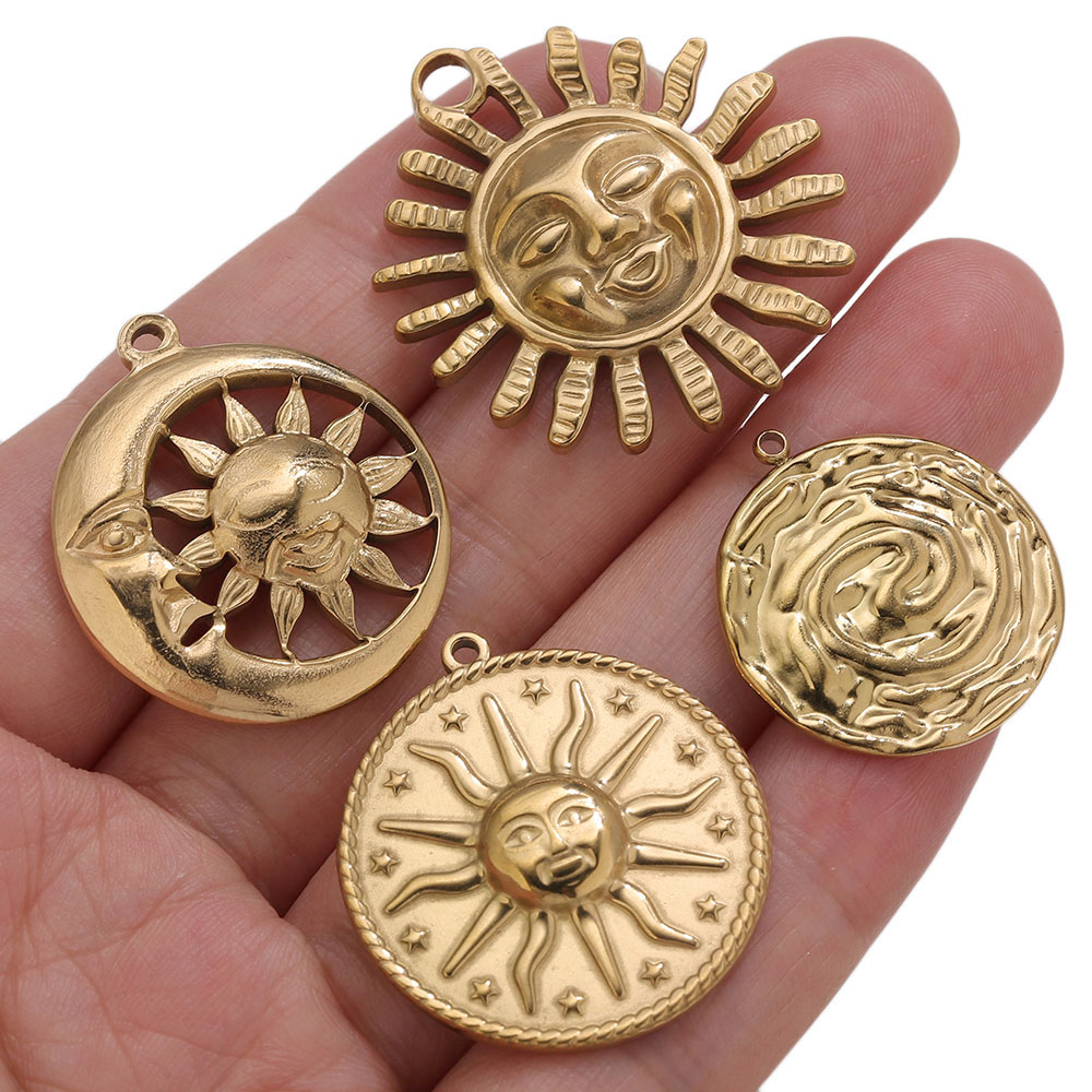 5 個 PVD ゴールドチャームステンレス鋼サンチャームヴィ - Vintage Fashion Online のレビューと価格